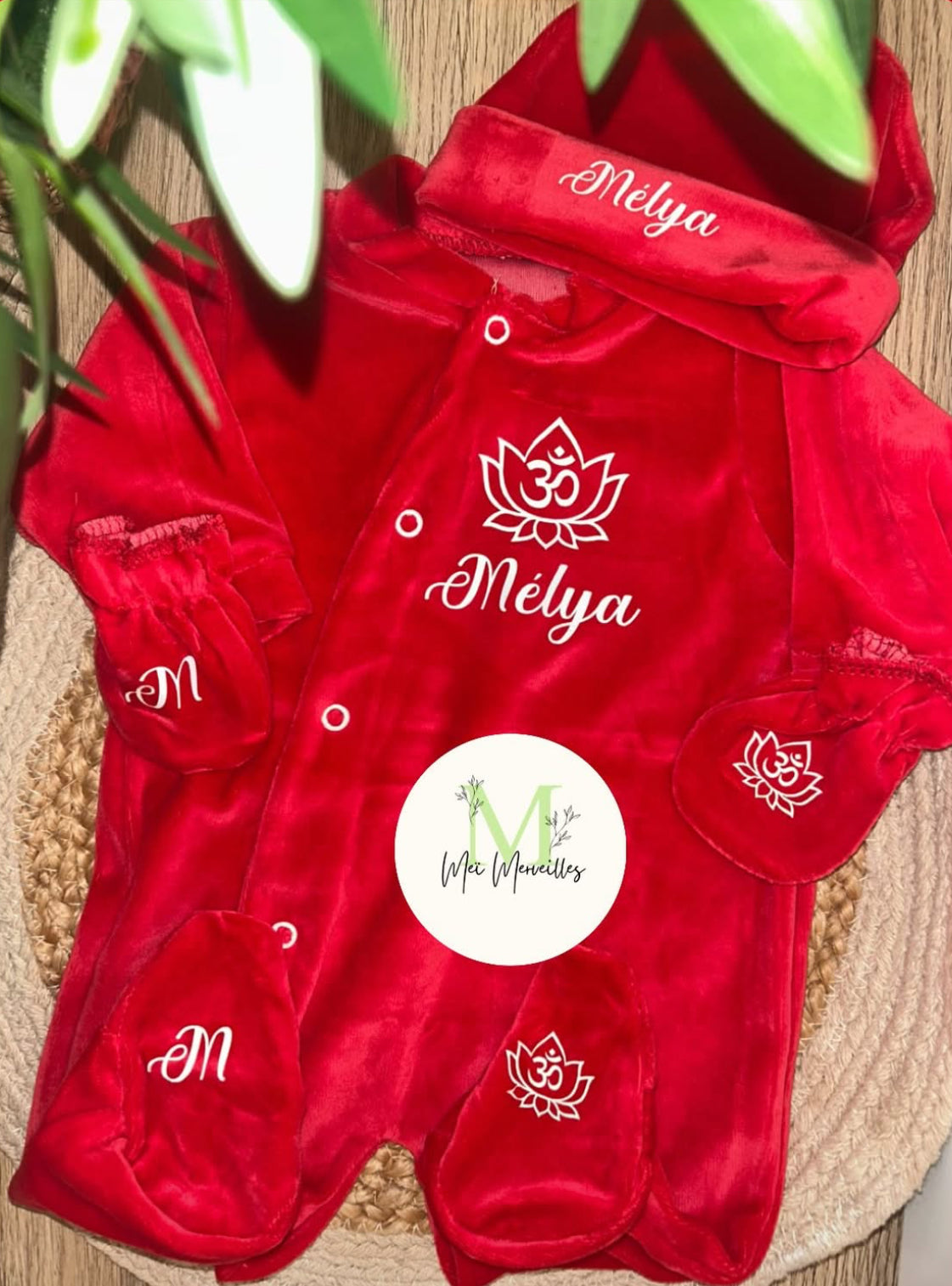 VELOUR | Lotus OM