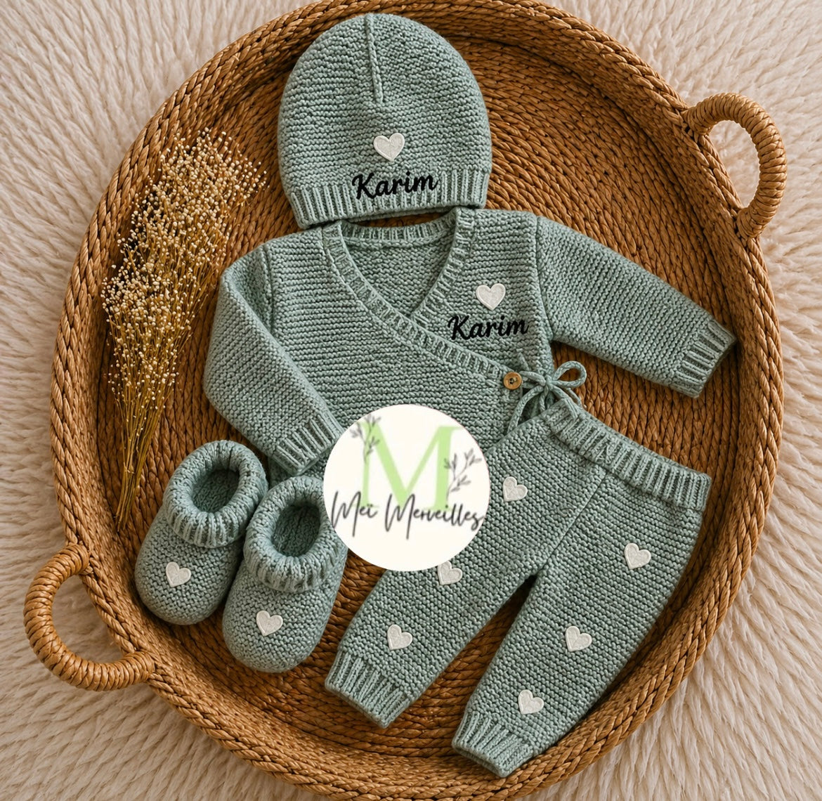 Précommande pour fin août 🤍 Tenue en maille VERT SAUGE