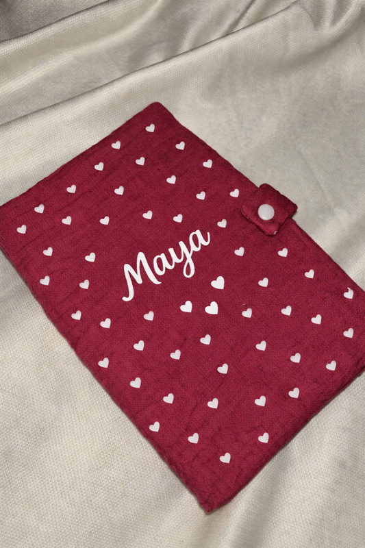 Protège carnet de santé | Plein cœur Framboise